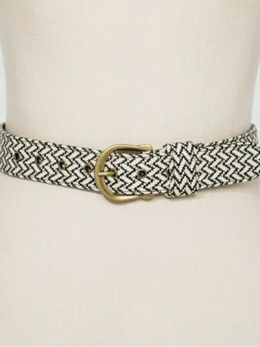 🌺 2/$25 Universal Thread Black and White Belt with Gold Buckle - Small
